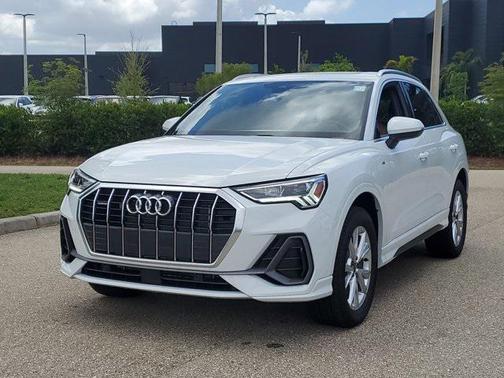 2025 Audi Q3 45 S line Premium Plus