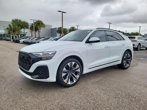 2026 Audi Q8 55 Premium Plus