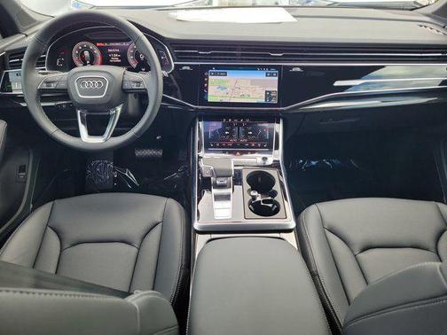 2026 Audi Q7 55 Premium Plus