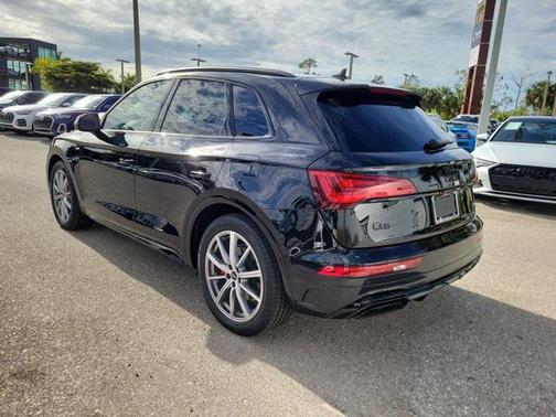 2024 Audi Q5 e 55 S line Premium Plus