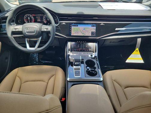Waitomo Blue Metallic 2026 Audi Q7 45 Premium Plus