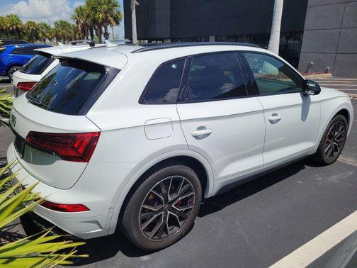 Glacier White Metallic 2021 Audi SQ5 3.0T Prestige