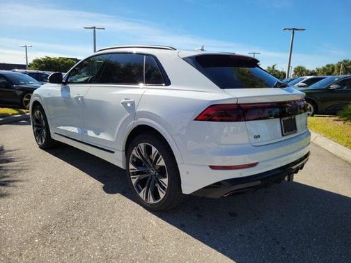 2026 Audi Q8 55 Premium Plus