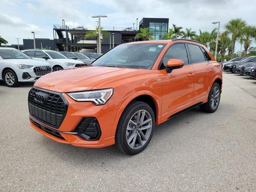 2025 Audi Q3 Premium 45 TFSI S line quattro Tiptronic