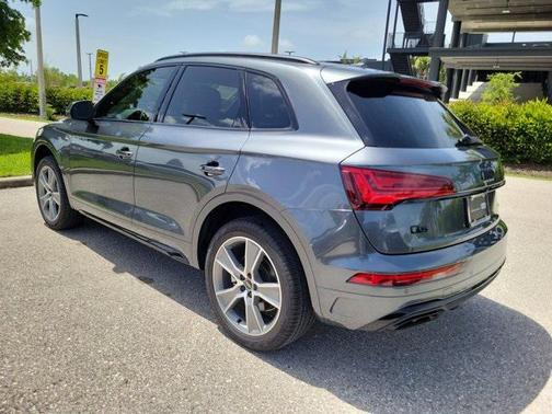 2025 Audi Q5 45 S line Premium