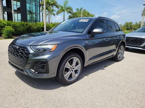 2025 Audi Q5 45 S line Premium