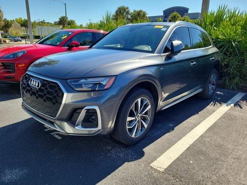 2023 Audi Q5 45 S line Premium Plus