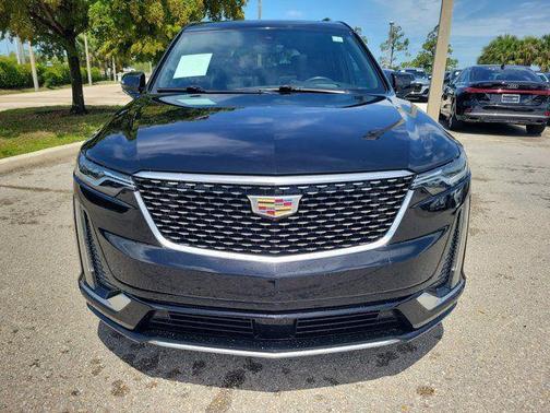Black Metallic 2020 Cadillac XT6 Premium Luxury FWD