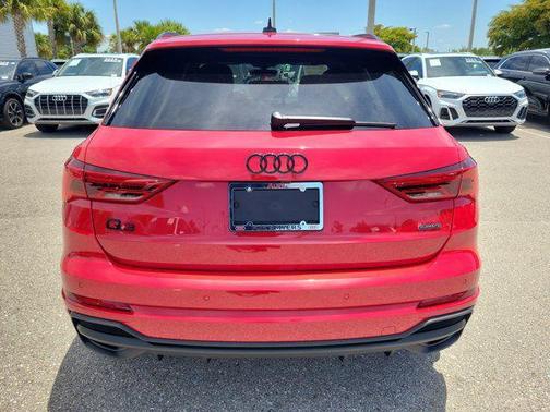 Progressive Red Metallic 2025 Audi Q3 Premium 45 TFSI S line quattro Tiptronic