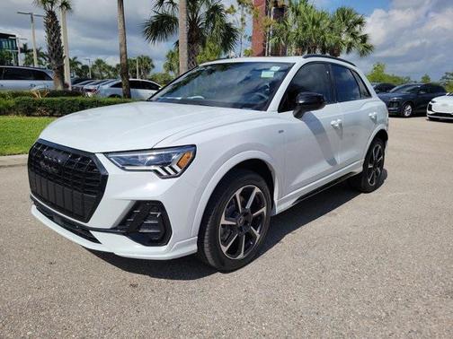 2025 Audi Q3 45 S line Premium Plus