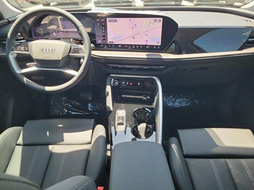 District Green Metallic 2026 Audi Q5 Premium Plus TFSI quattro S tronic