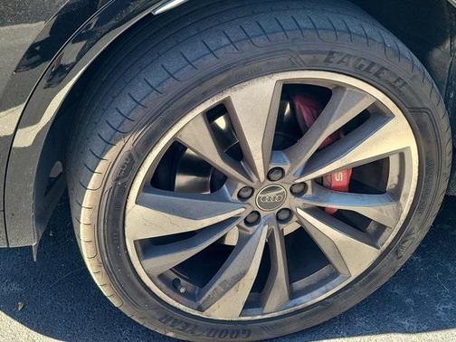 2023 Audi SQ5 3.0T Premium Plus