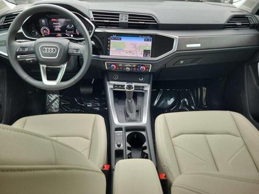 2025 Audi Q3 45 S line Premium Plus