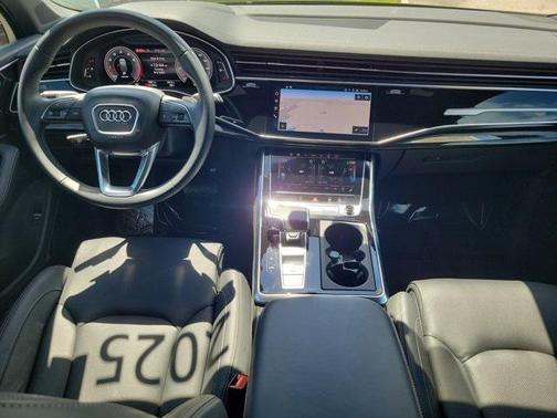 2025 Audi Q7 55 Prestige