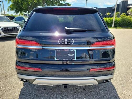 2025 Audi Q7 55 Prestige