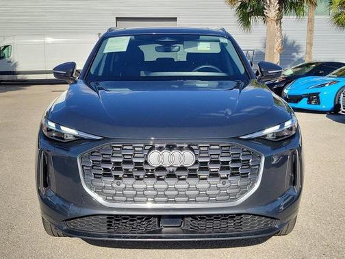 2025 Audi Q5 Premium TFSI quattro S tronic