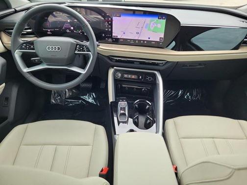 2025 Audi Q5 Premium