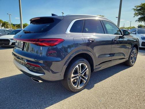 2025 Audi Q5 Premium TFSI quattro S tronic