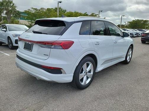2025 Audi Q4 e-tron Premium Plus 55 quattro