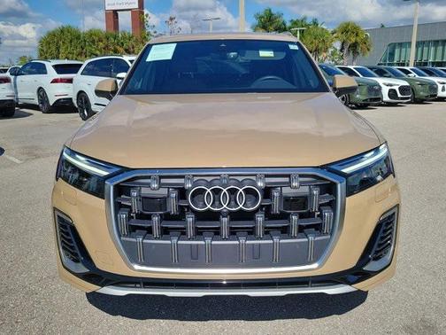 2025 Audi Q7 55 Premium Plus