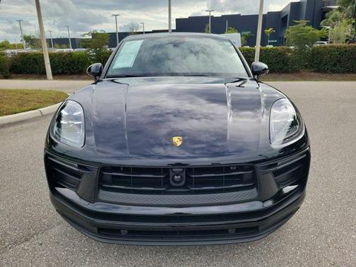 2024 Porsche Macan T