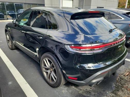 2024 Porsche Macan T