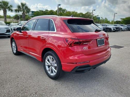 2025 Audi Q3 45 S line Premium Plus