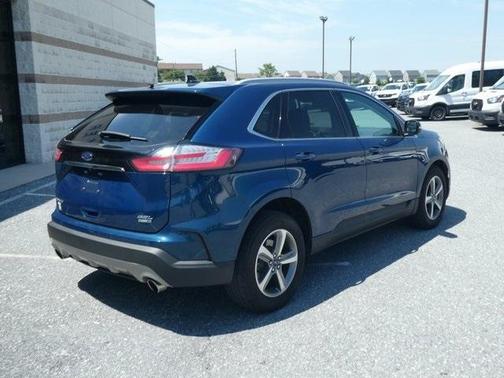 Photo 3 of 37 of 2020 Ford Edge SEL