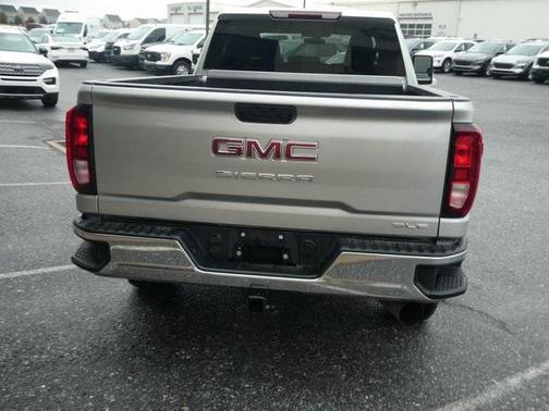 Photo 4 of 32 of 2021 GMC Sierra 2500 SLE