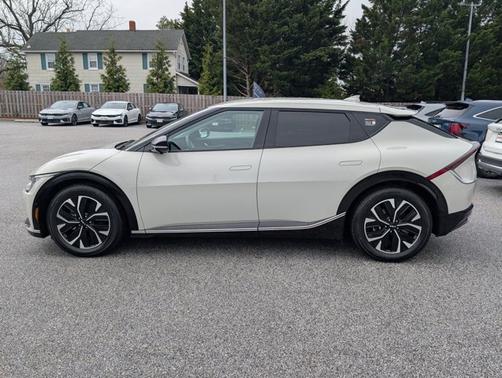 2022 Kia EV6 Wind