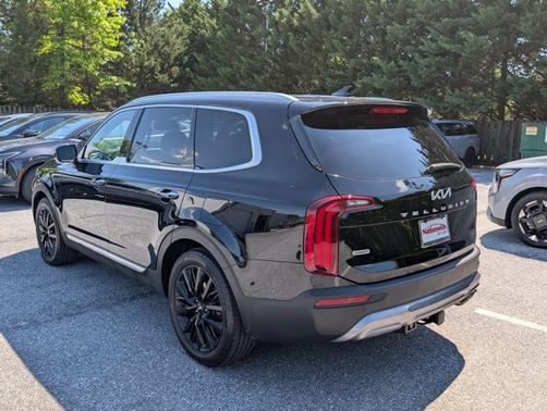 Ebony Black 2022 Kia Telluride SX