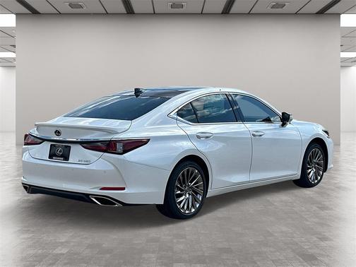 2025 Lexus ES 350 Luxury