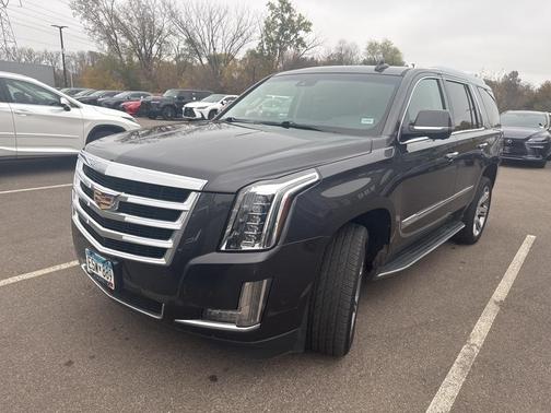 2017 Cadillac Escalade Luxury