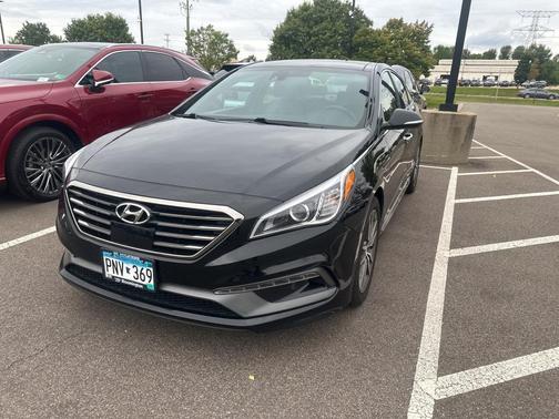 2015 Hyundai SONATA Sport 2.0T