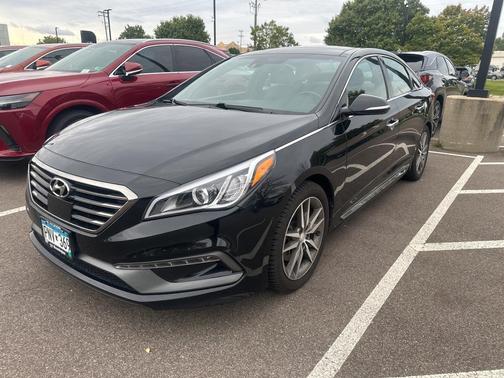 2015 Hyundai SONATA Sport 2.0T