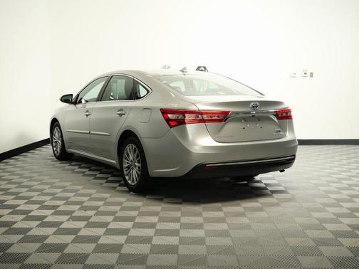 2018 Toyota Avalon Hybrid Limited