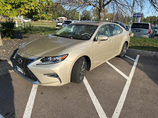 2016 Lexus ES 350 Base