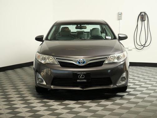2014 Toyota Camry Hybrid XLE