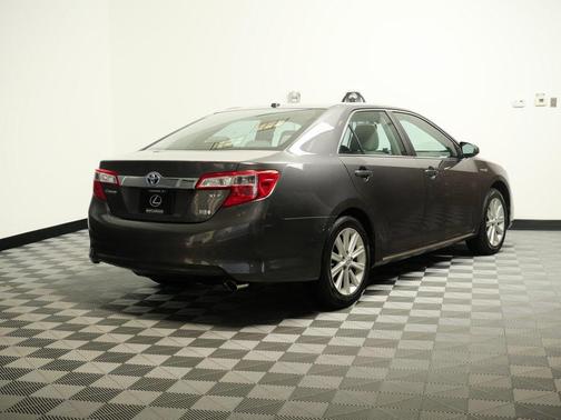2014 Toyota Camry Hybrid XLE