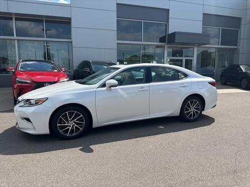 2017 Lexus ES 350 Base