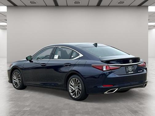 2025 Lexus ES 350 Ultra Luxury