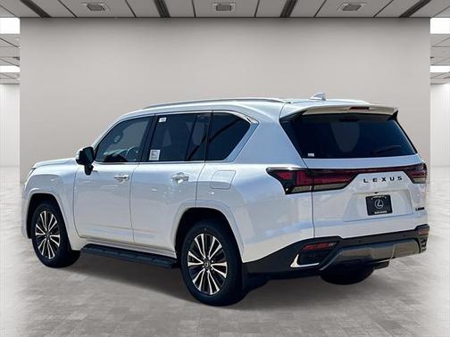 2025 Lexus LX 600 Premium
