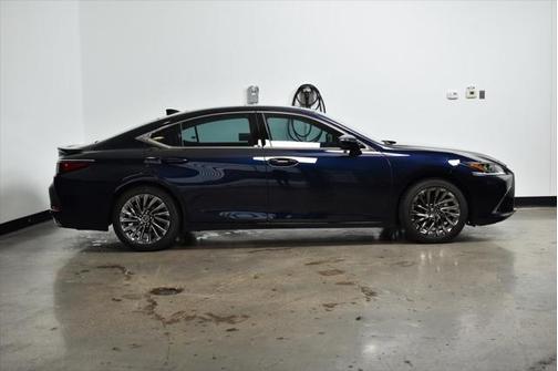 2025 Lexus ES 350 Luxury