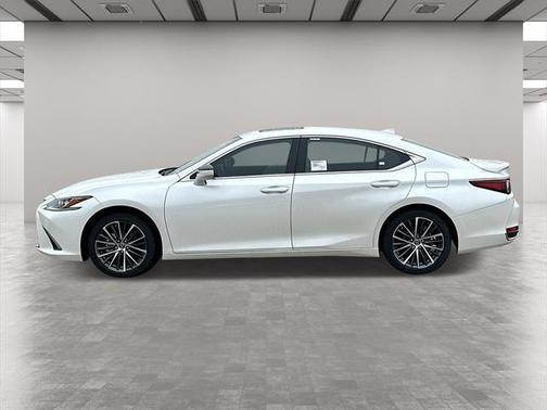 2025 Lexus ES 300h Base