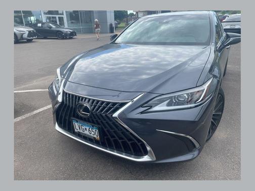 Cloudburst Gray 2024 Lexus ES 300h Base