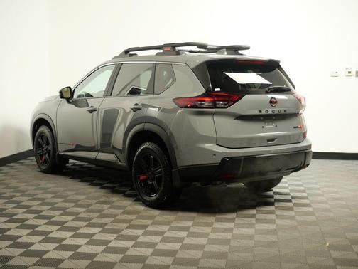 2025 Nissan Rogue Rock Creek