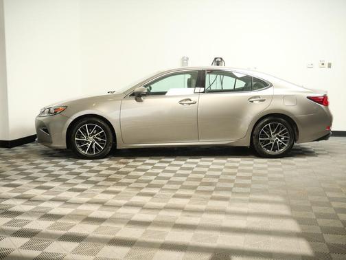 2017 Lexus ES 350 Base