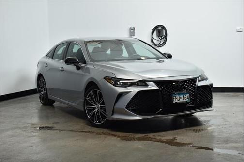 2020 Toyota Avalon XSE