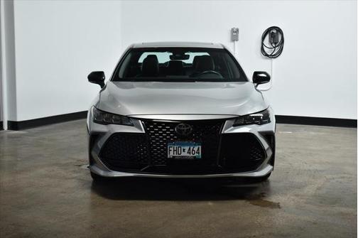 2020 Toyota Avalon XSE