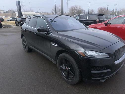 2019 Jaguar F-PACE 25t Prestige